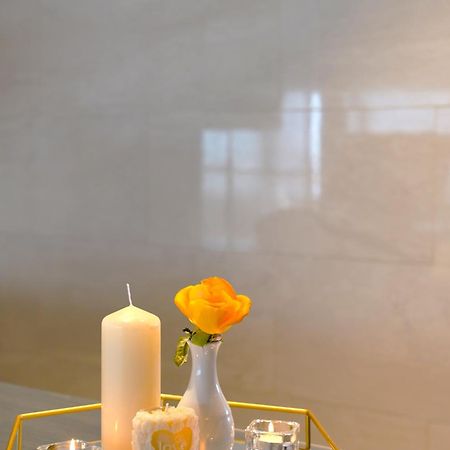Radisson Hotel Szfaksz Kültér fotó Candle and rose at the memorial service for victims of the 2011 Christchurch earthquake