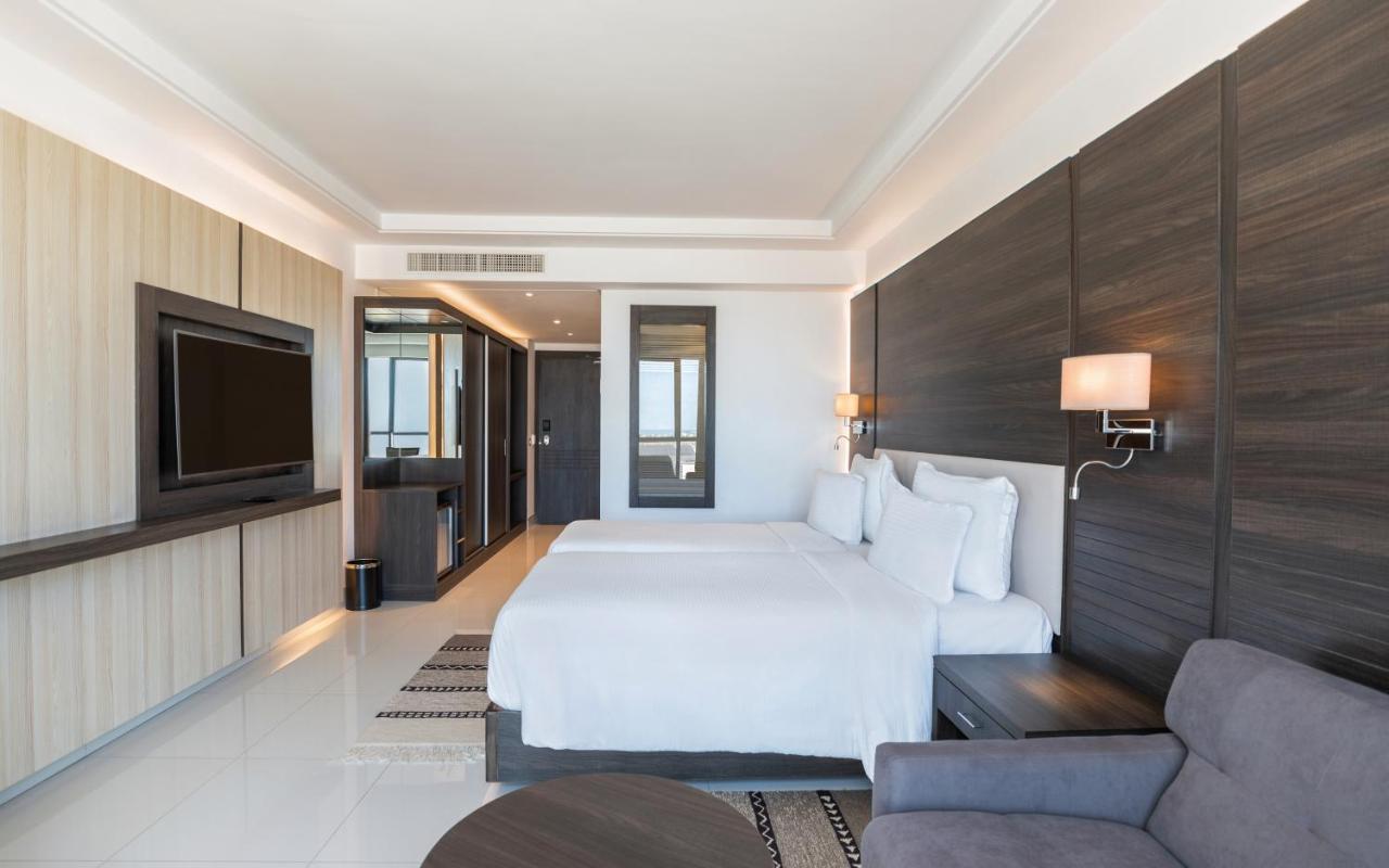 Radisson Hotel Szfaksz Kültér fotó Deluxe room