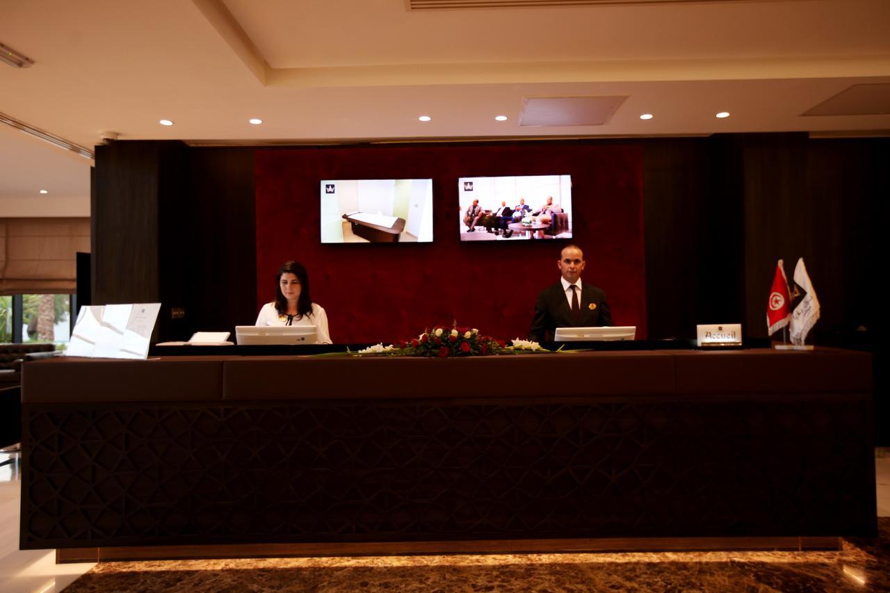 Radisson Hotel Szfaksz Kültér fotó